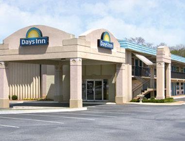 Days Inn By Wyndham Athens Exterior photo